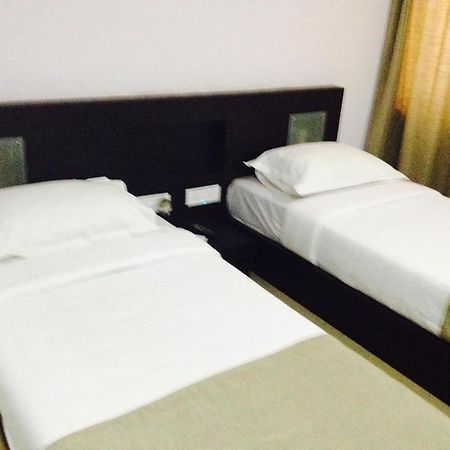 Aston Service Apartment Bangalore Eksteriør billede