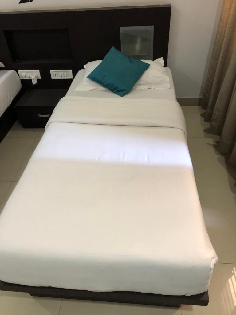 Aston Service Apartment Bangalore Eksteriør billede